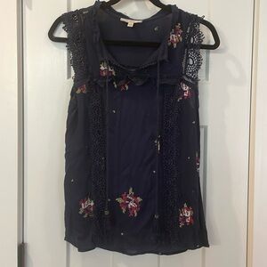 Pale Sky - Size S - Navy sleeveless top